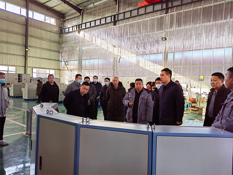 1676337661453082.jpg 關(guān)越區(qū)長在雙民公司調(diào)研2.jpg